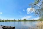 Lauku sēta ezera krastā mierīgai atpūtai Lietuvā